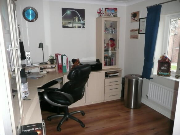 Photo 9