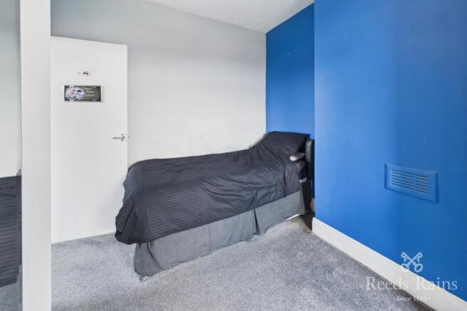 3 bed Semi-Detached for sale Image 8