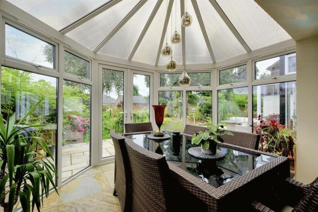 Living/Dining Kitchen