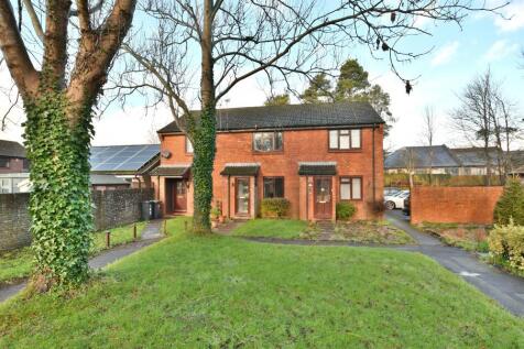Cuthbury Gardens, Wimborne, BH21 1YA