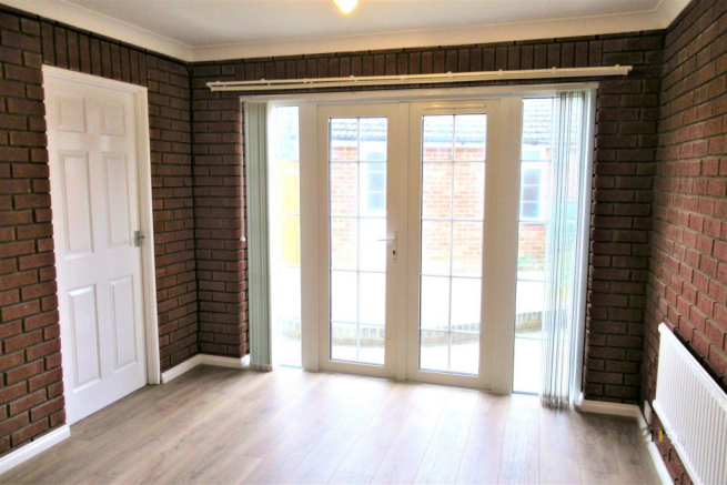 IMG_5000 - DINING ROOM.png