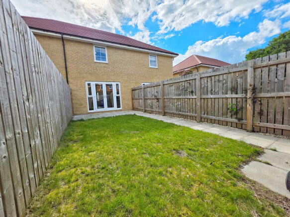 2 bed Town House for sale Image 11