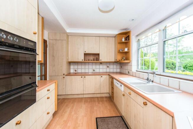 Kitchen/breakfast ro