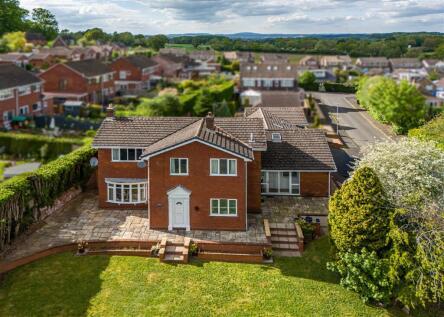 Corner House & Annexe, Daddlebrook Road, Alveley, Bridgnorth