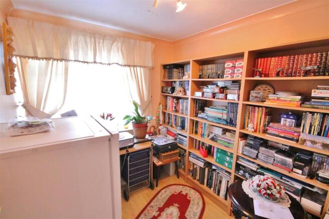 Bedroom 4/Study