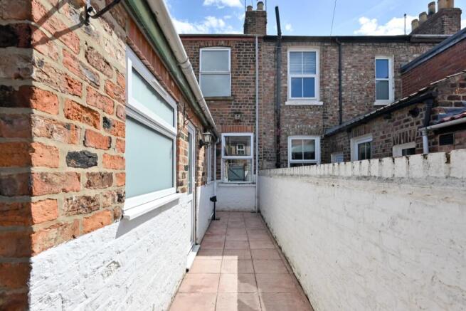 2 bed Terraced for sale Image 12
