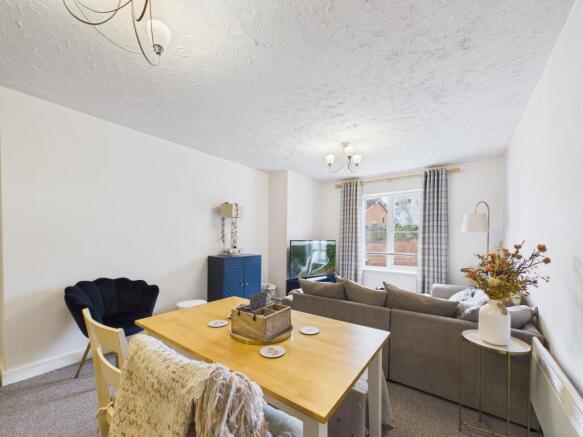 Duesbury Place, Mickleover photo 4