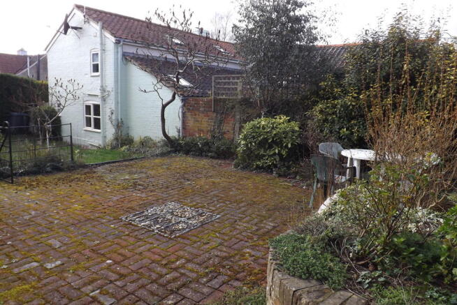 Photo 28