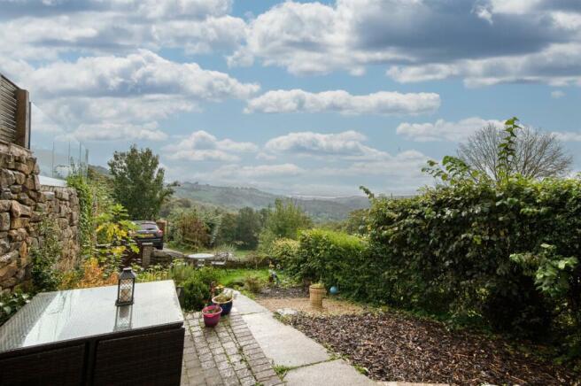 Front Garden - view from dining patio.jpg