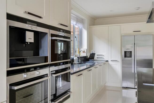 HIGH OAKS, 7 (40).jpg