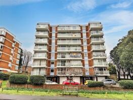 Flat 17, 58 60 Arlington House, Upperton Road, Eastbourne BN21 1LR