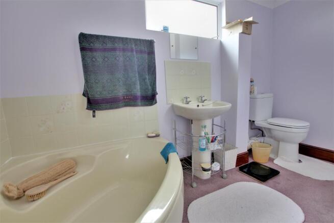 EN SUITE