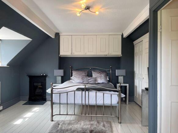 Principle bedroom
