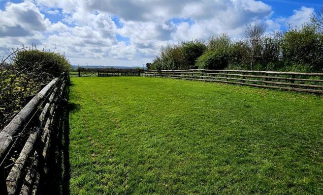 Moorlands37 Paddock Strip.jpg