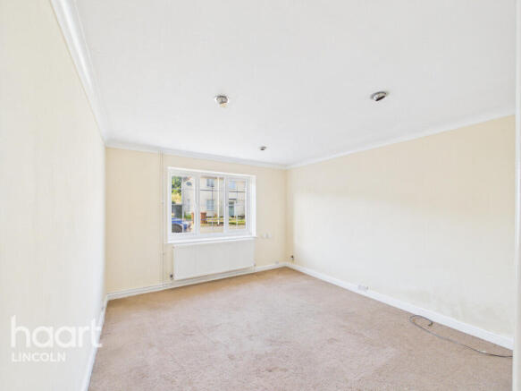 Hartsholme Drive, Lincoln photo 4