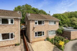 26, Sunnyfield, Rhayader LD6 5BP