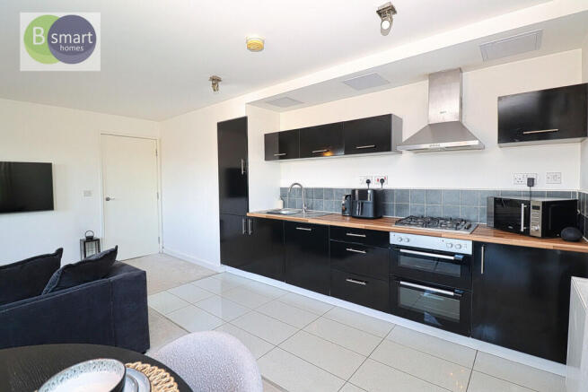 2 bed Apartment for sale Image 5