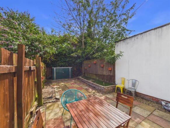 2 bed Terraced for sale Image 10