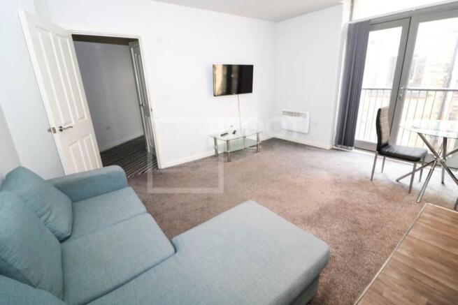1 bed Apartment to rent Image 10