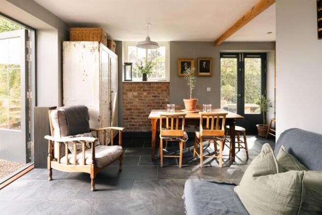Dining/Family Room