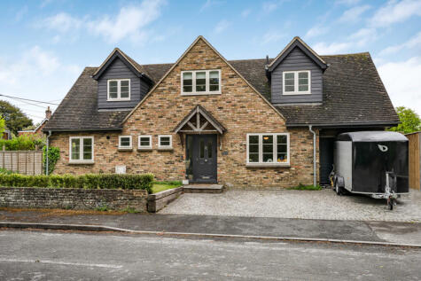 Old Croft Close, Chinnor, OX39