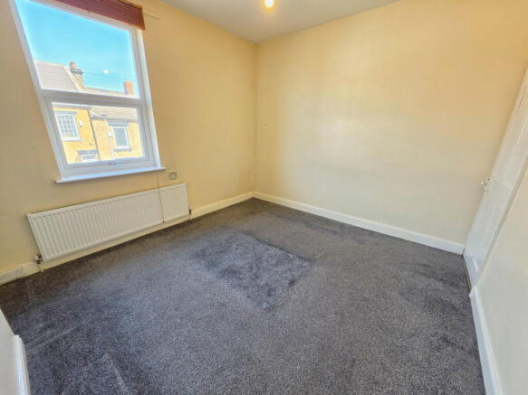 2 bed Terraced for sale Image 9