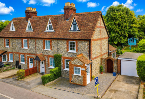 8, Flint Cottages, High Street Green, Hemel Hempstead HP2 7AJ