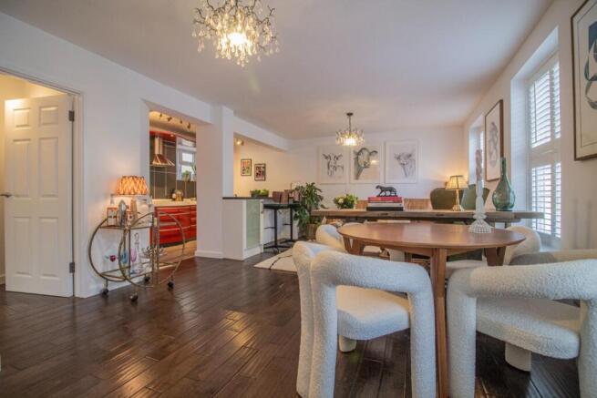 63a Churchgate Street [Living Room] 03.jpg