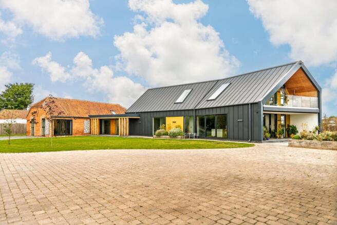 Welcome to Orchard Barn...
