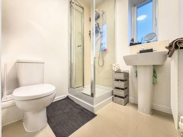 3 bed Semi-Detached for sale Image 11