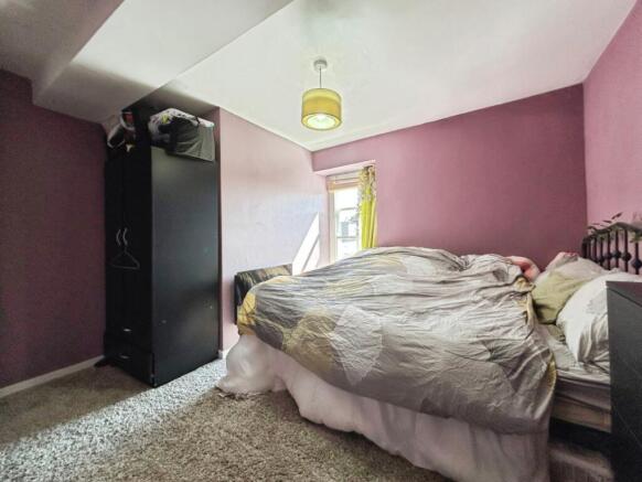 1 bed Flat for sale Image 9