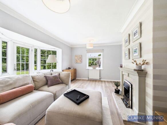 4 bed Detached for sale Image 5