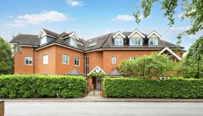 Flat 4, The Courtyard, Grove Road, Beaconsfield HP9 1PU