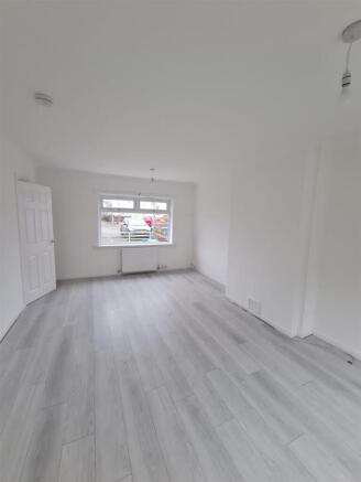 9 Landsborough Place Lounge.jpg