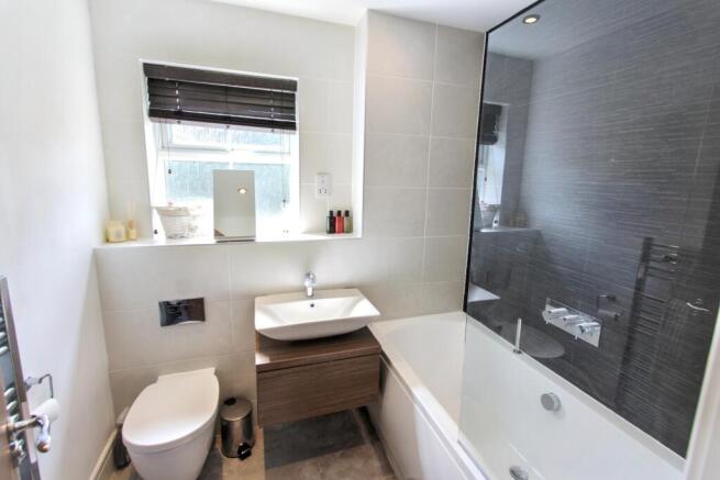 3 bed Detached for sale Image 10