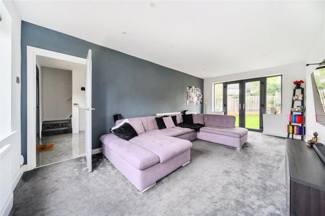 Parkstone Green, West Park, Leeds, LS16 photo 4