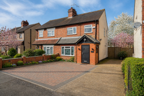 75, Addison Way, Northwood HA6 1SS