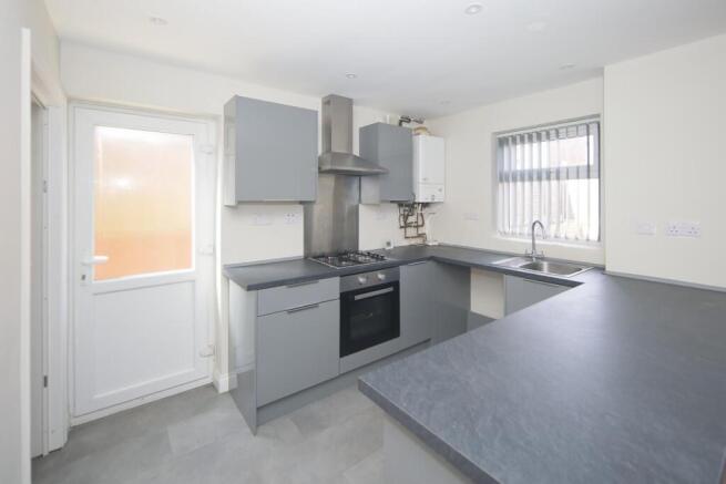 15 Charlecote Gardens-7.jpg