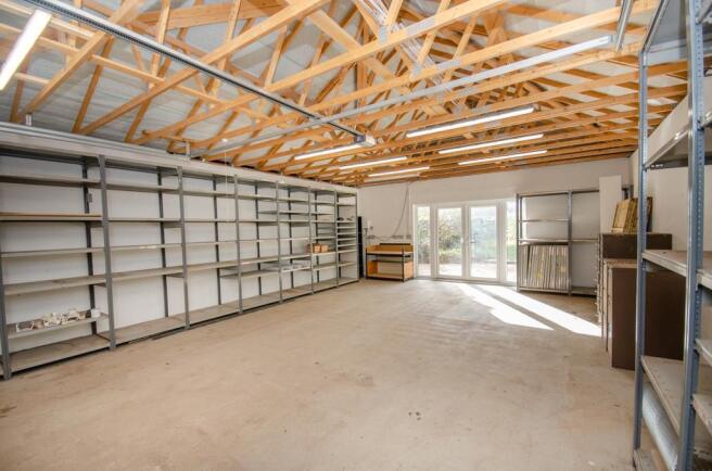 Garage internal 2.jpg
