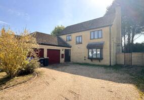 8, Broom Walk, Bury St. Edmunds IP28 8UE
