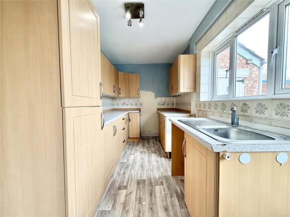 Highbridge Road, Burnham On Sea, Somerset, TA8 photo 3