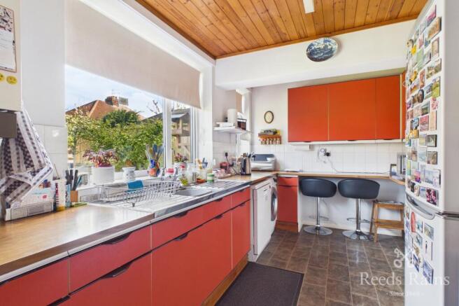 4 bed Detached for sale Image 4