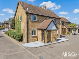 7, Conrad Close, Grays RM16 2TW