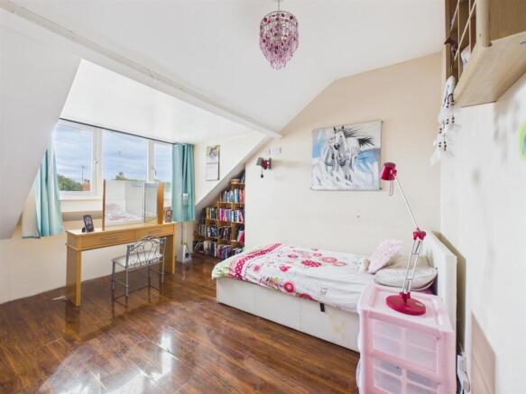 5 bed End of Terrace for sale Image 9