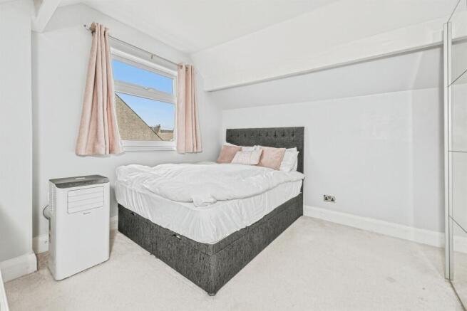 3 bed Detached Bungalow for sale Image 8