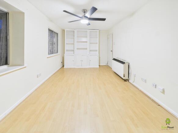 Presented by Clinton at EweMove Bexleyheath and Da