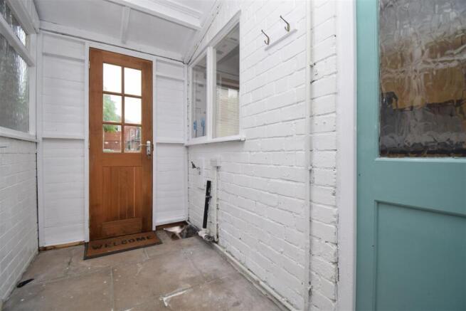 2 bed Terraced to rent Image 9