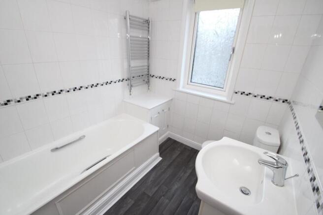 2 bed Terraced for sale Image 8