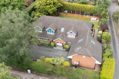 Lickey Square, Lickey, B45