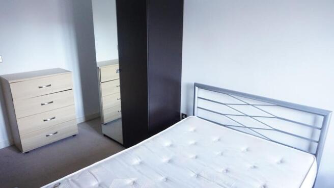 1 bed Flat to rent Image 6